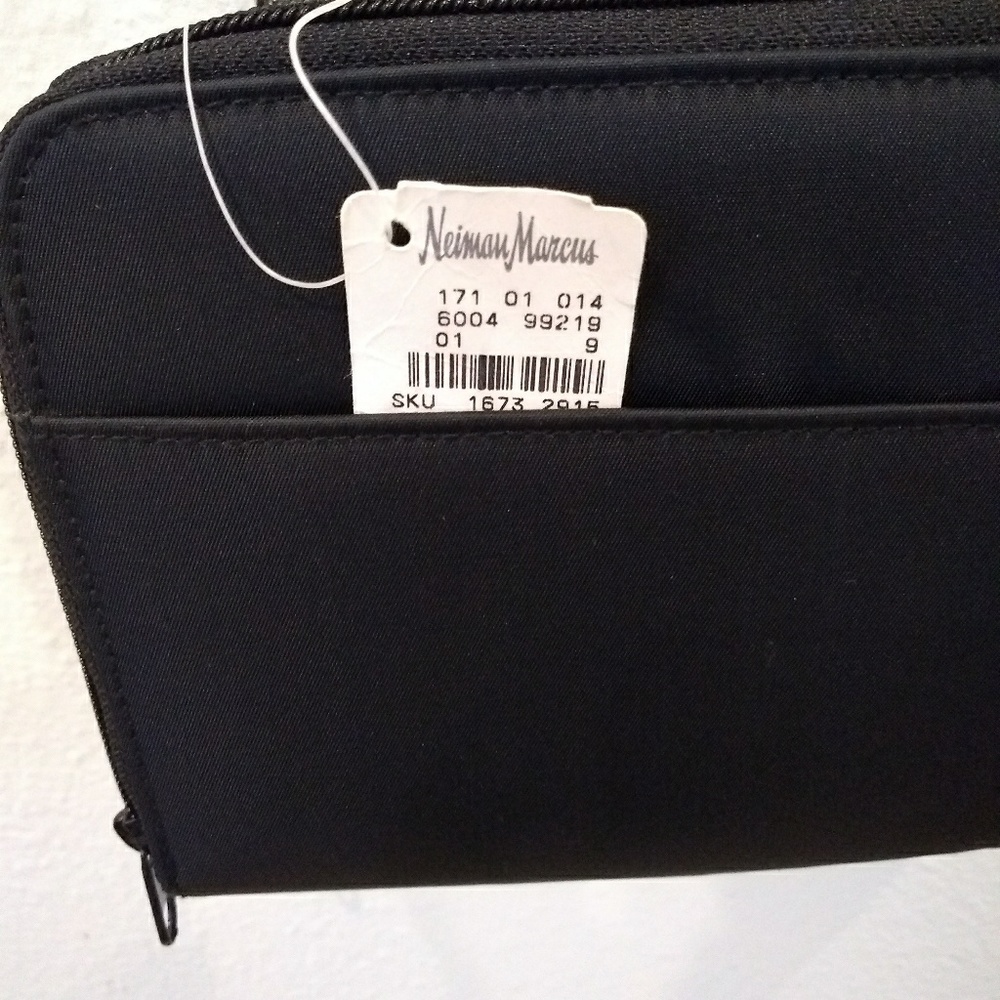 Purse/Wallet - Picture 7 of 7